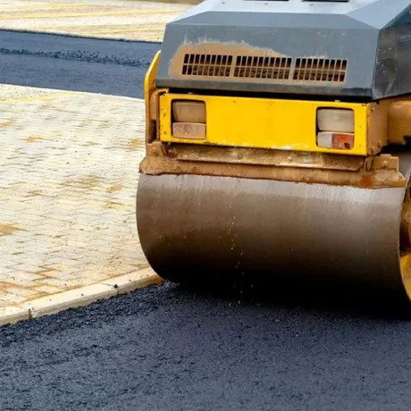 J&J Asphalt crew at work